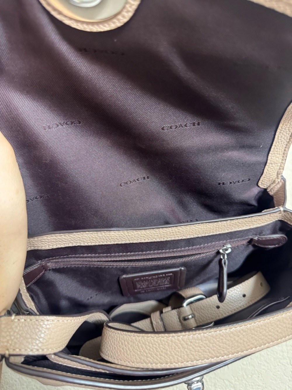 Coach Cassie Pebbled Leather Crossbody bag in Taupe Silver - Picture 7 of 11